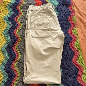 Lululemon Men’s size 36 Tan Khaki Pants